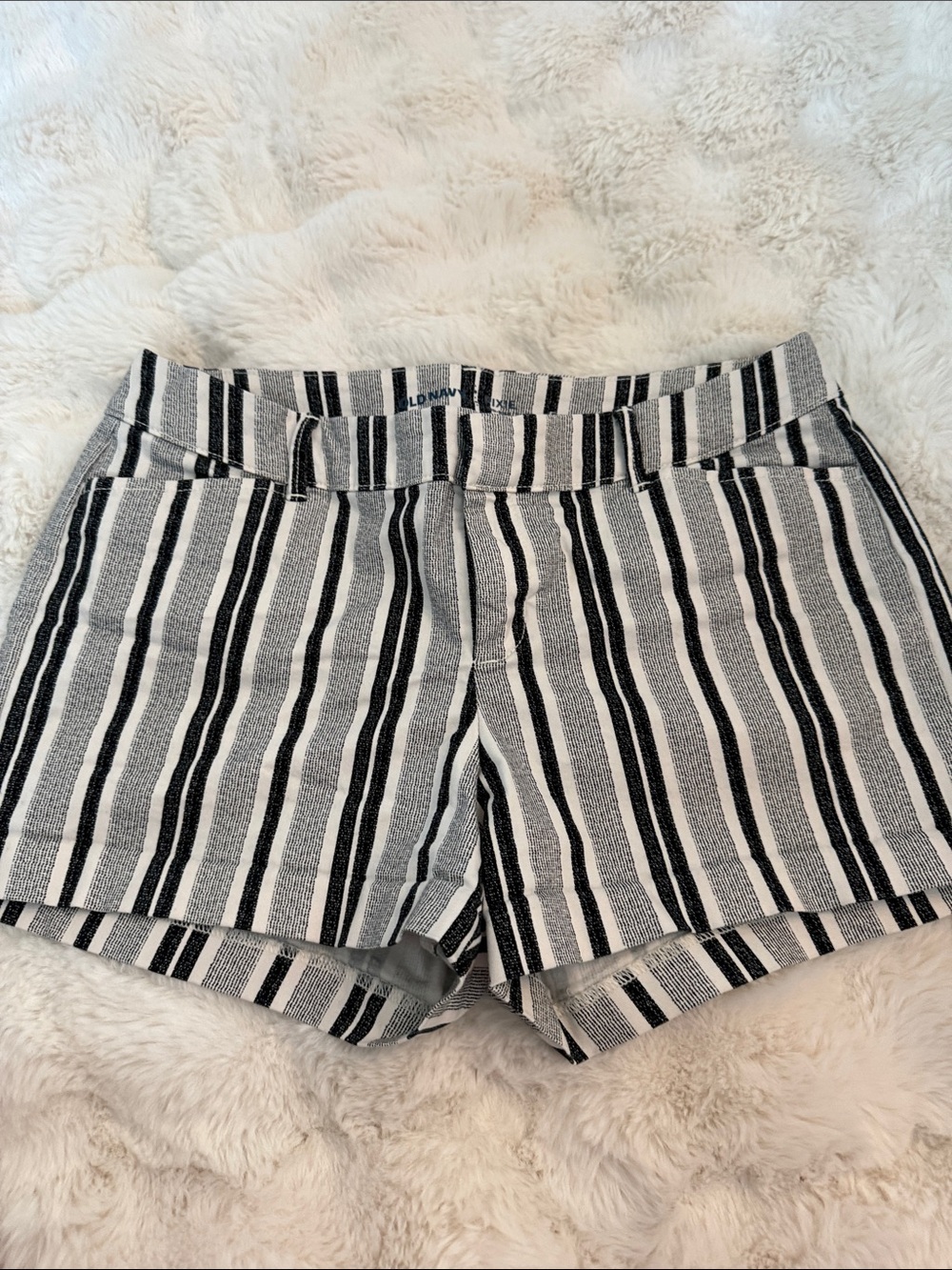 Old Navy Black & White Striped Women’s Bermuda Shorts